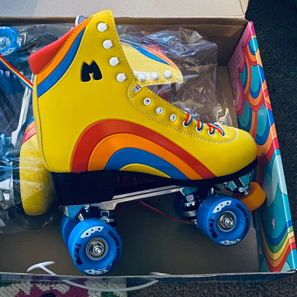Moxi Rainbow Riders